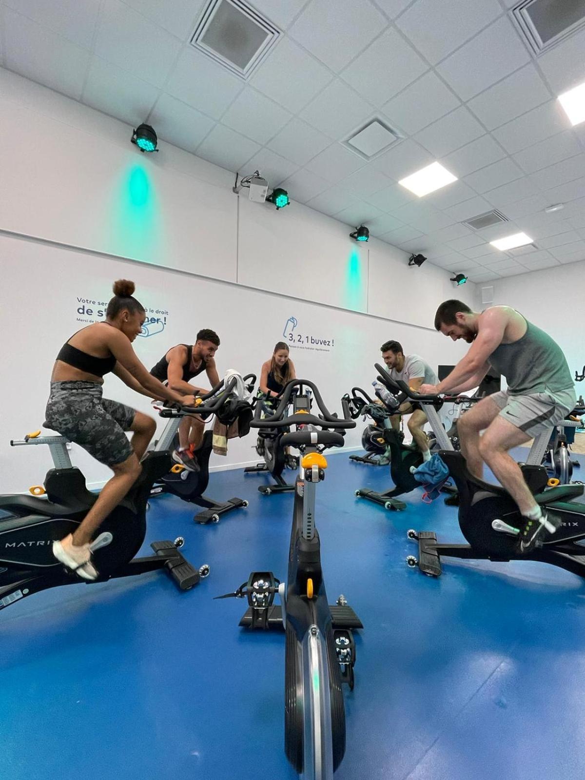 Ucpa Sport Station Hostel פריז מראה חיצוני תמונה